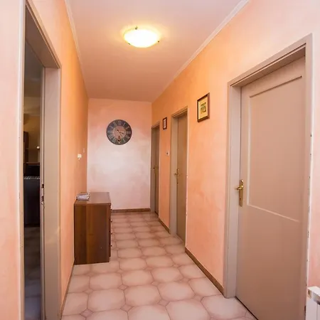 M&m Apartman Zminj