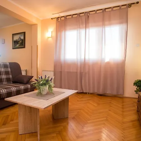 Appartement M&m Žminj